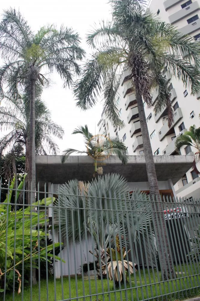 Casa, 3 quartos, 560 m² - Foto 1