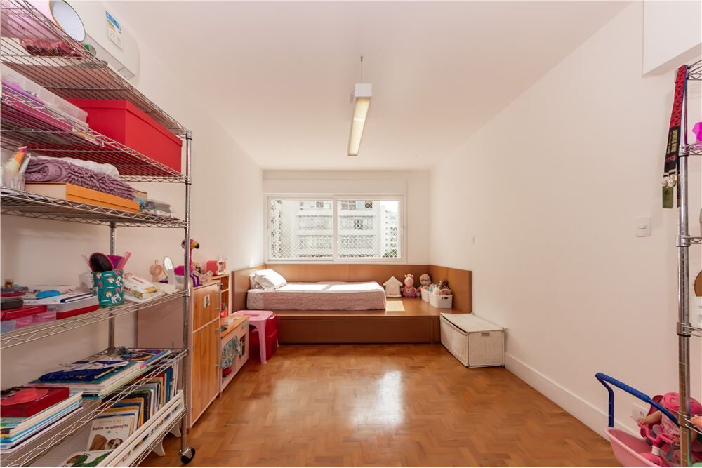 Apartamento, 3 quartos, 198 m² - Foto 1