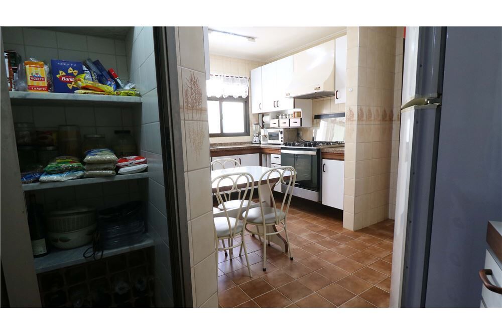 Apartamento, 4 quartos, 200 m² - Foto 1