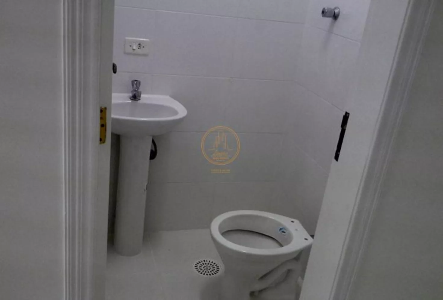 Apartamento à venda com 4 quartos, 192m² - Foto 1