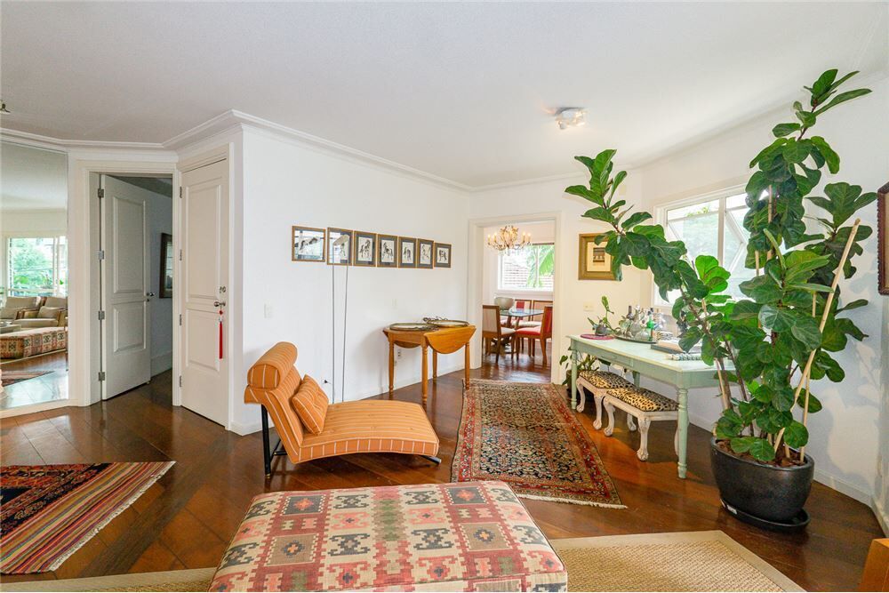 Apartamento, 3 quartos, 210 m² - Foto 2