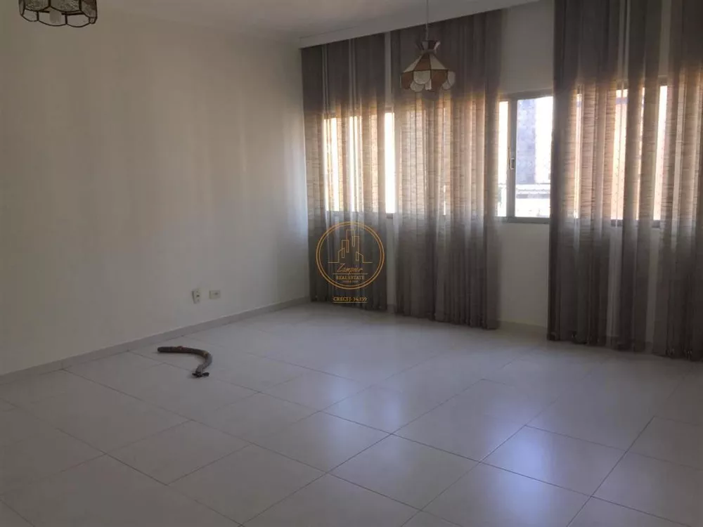 Apartamento à venda com 3 quartos, 125m² - Foto 2