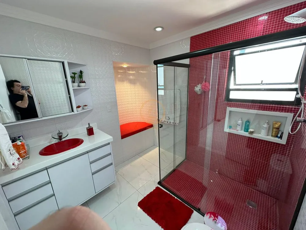 Apartamento, 3 quartos, 187 m² - Foto 1