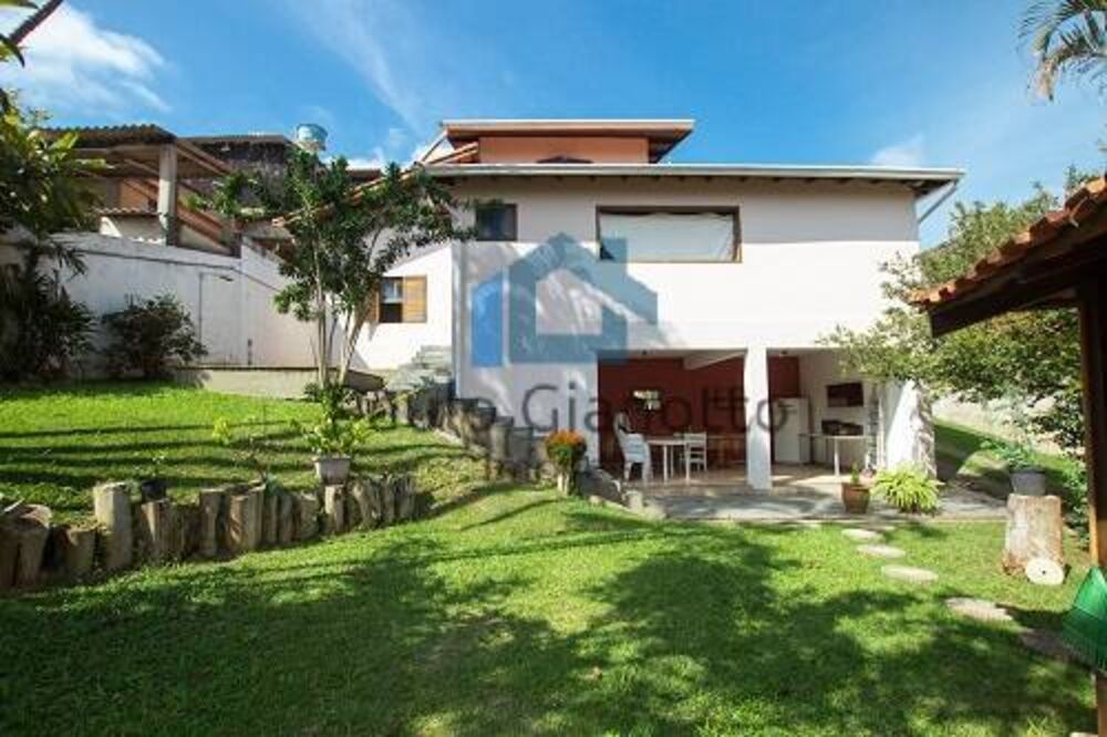 Casa, 4 quartos, 380 m² - Foto 1