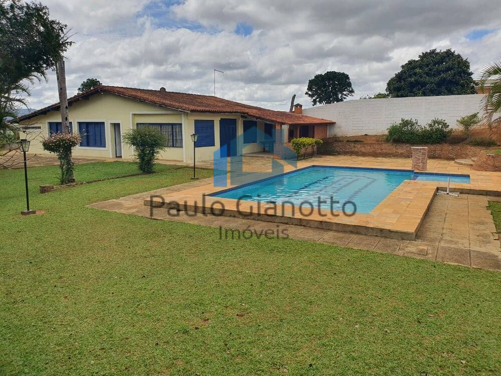 Chácara à venda com 3 quartos, 150m² - Foto 2