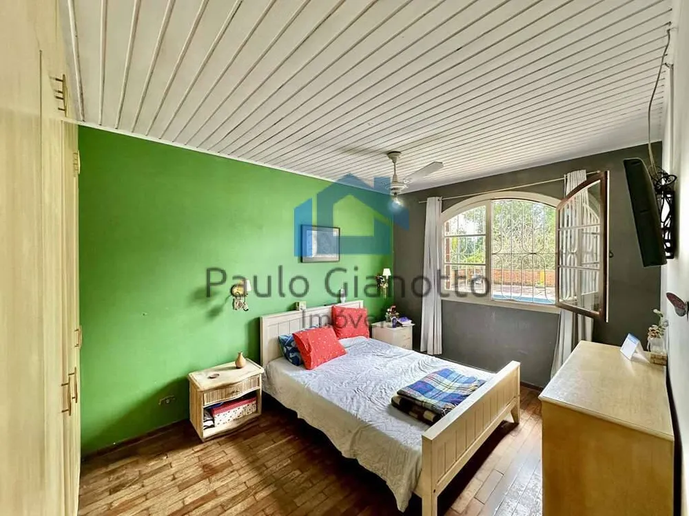 Casa, 3 quartos, 233 m² - Foto 2