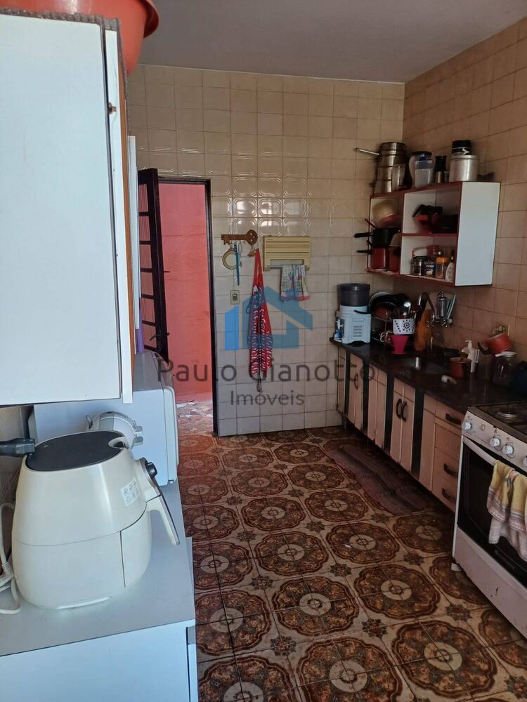 Casa, 4 quartos, 177 m² - Foto 3