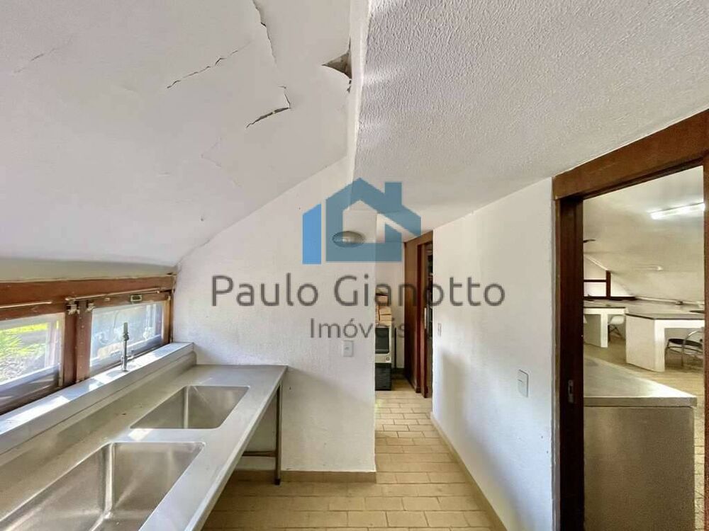 Casa, 4 quartos, 253 m² - Foto 30