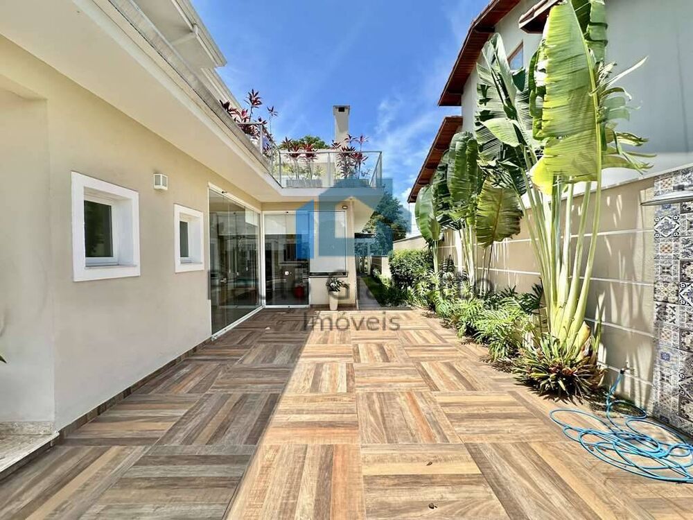 Casa de Condomínio à venda e aluguel com 4 quartos, 358m² - Foto 33