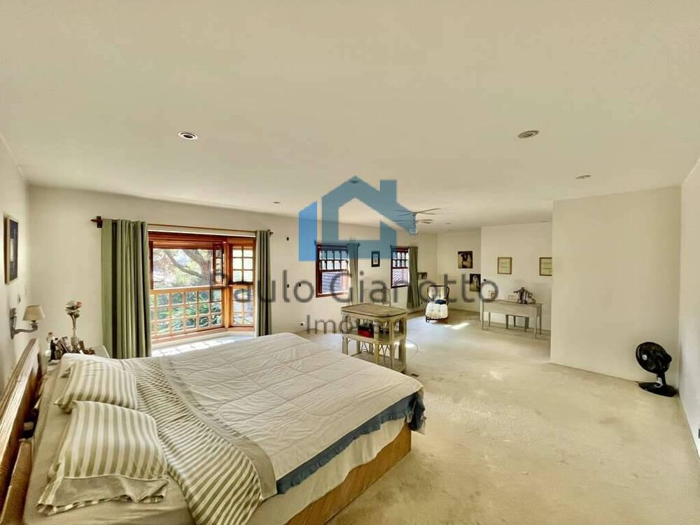 Casa à venda e aluguel com 5 quartos, 923m² - Foto 10