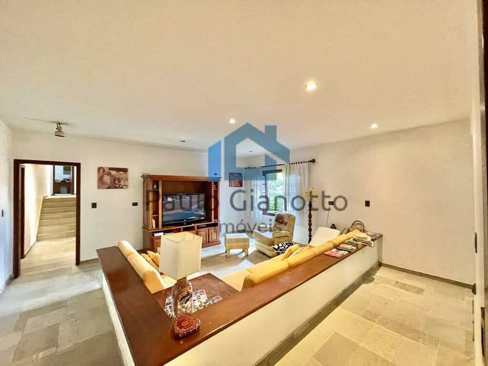Casa à venda e aluguel com 5 quartos, 923m² - Foto 8