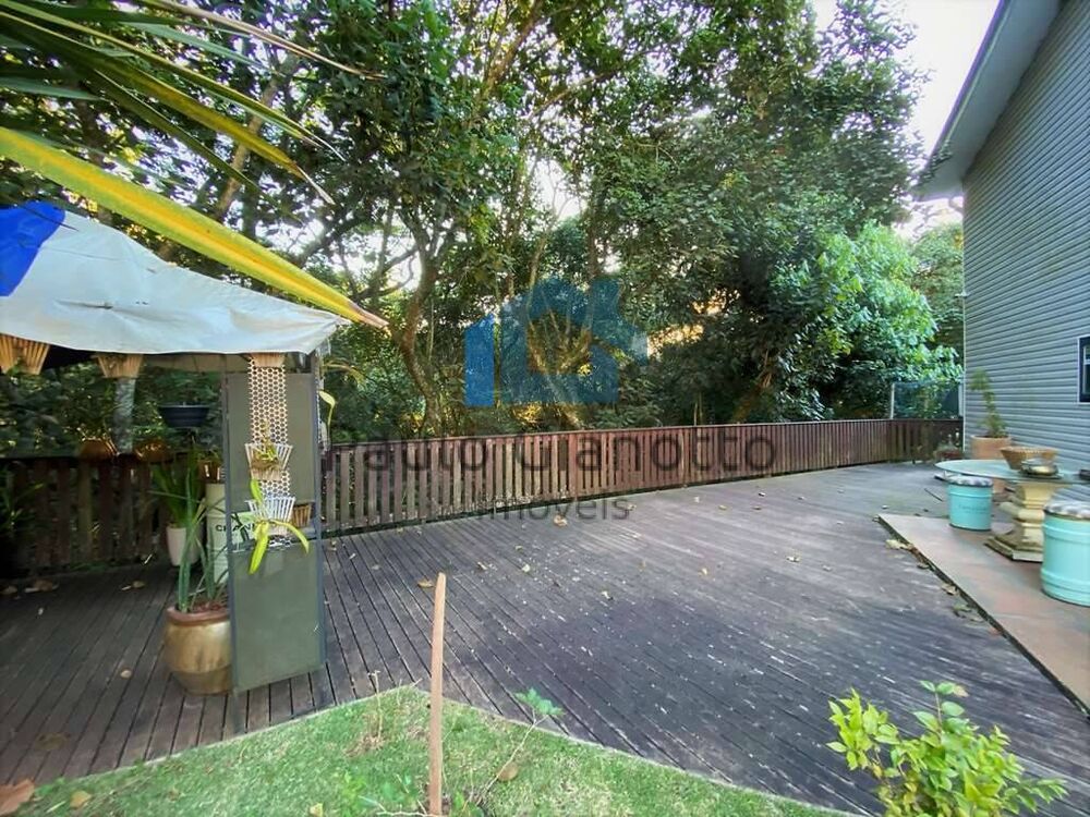 Casa de Condomínio à venda com 3 quartos, 147m² - Foto 1
