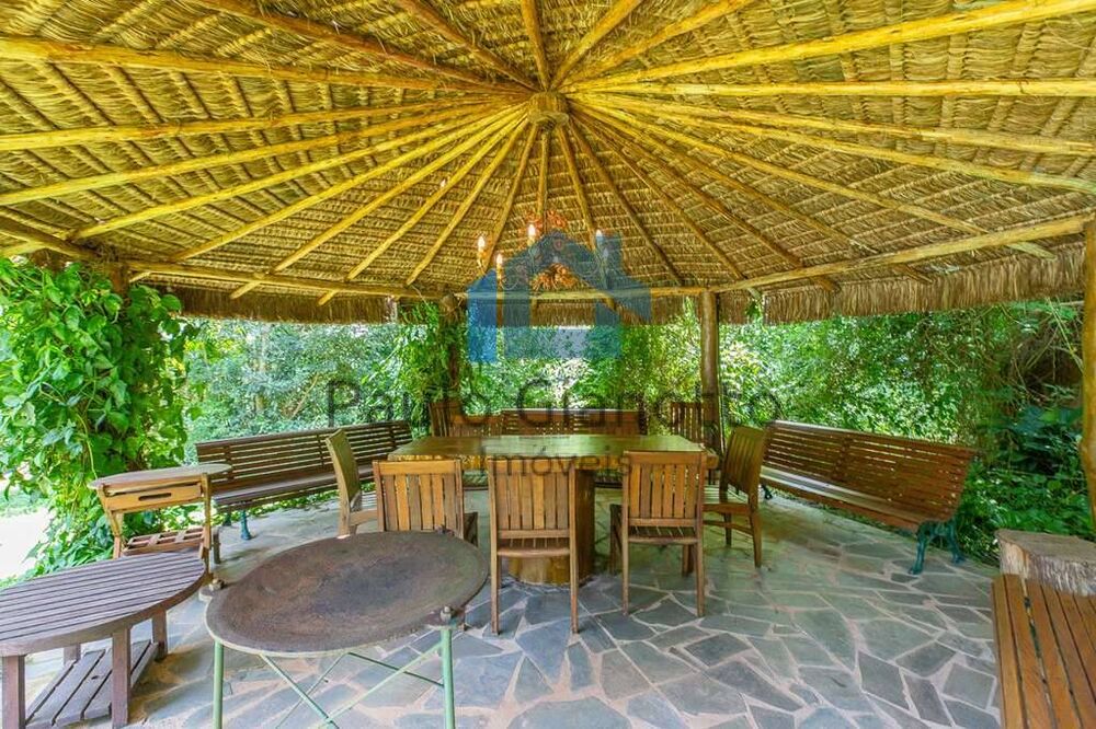 Casa, 6 quartos, 721 m² - Foto 1
