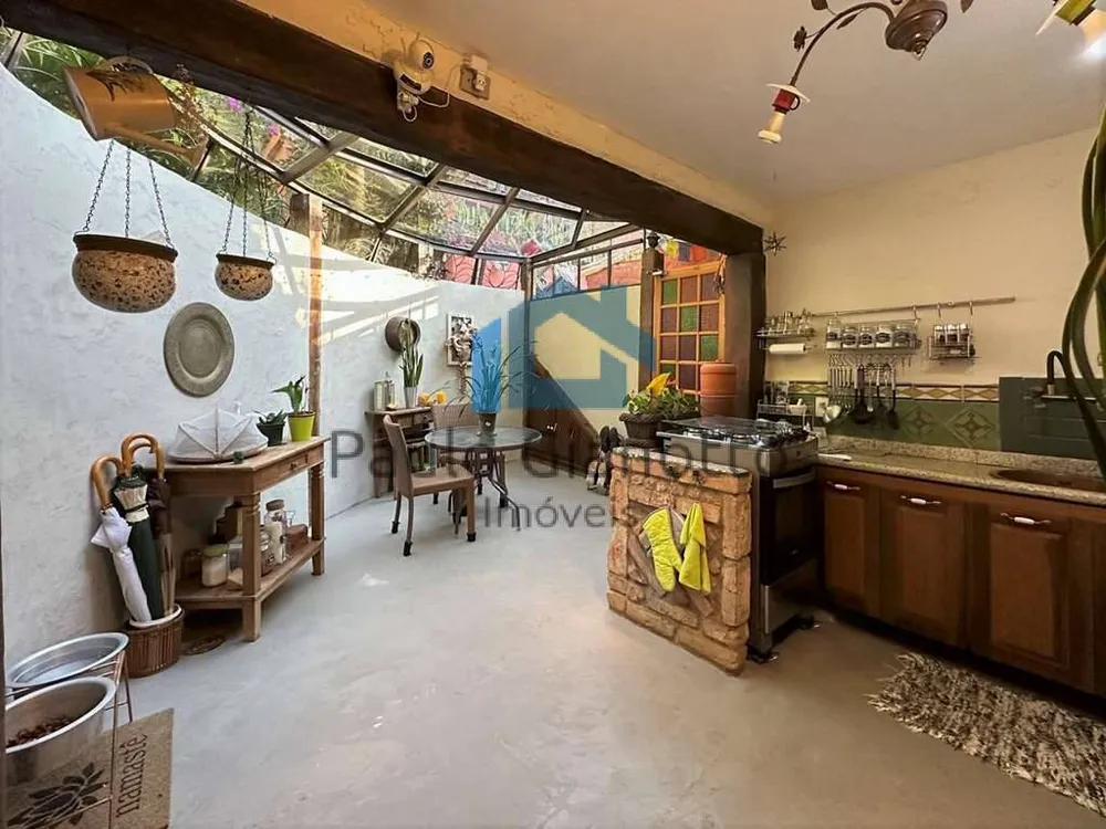Casa, 5 quartos, 334 m² - Foto 3