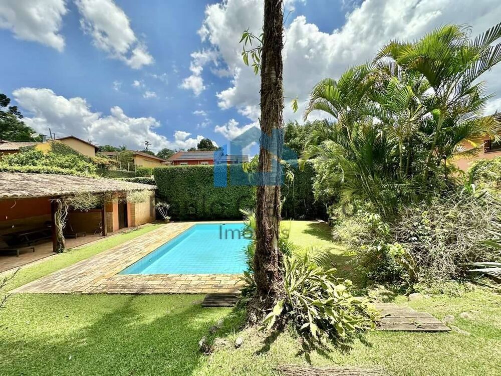 Casa de Condomínio à venda com 4 quartos, 417m² - Foto 3