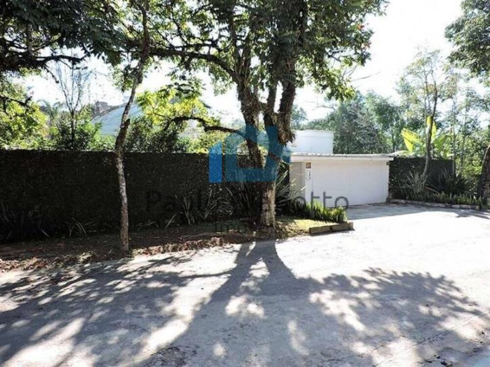 Casa de Condomínio à venda com 5 quartos, 804m² - Foto 1