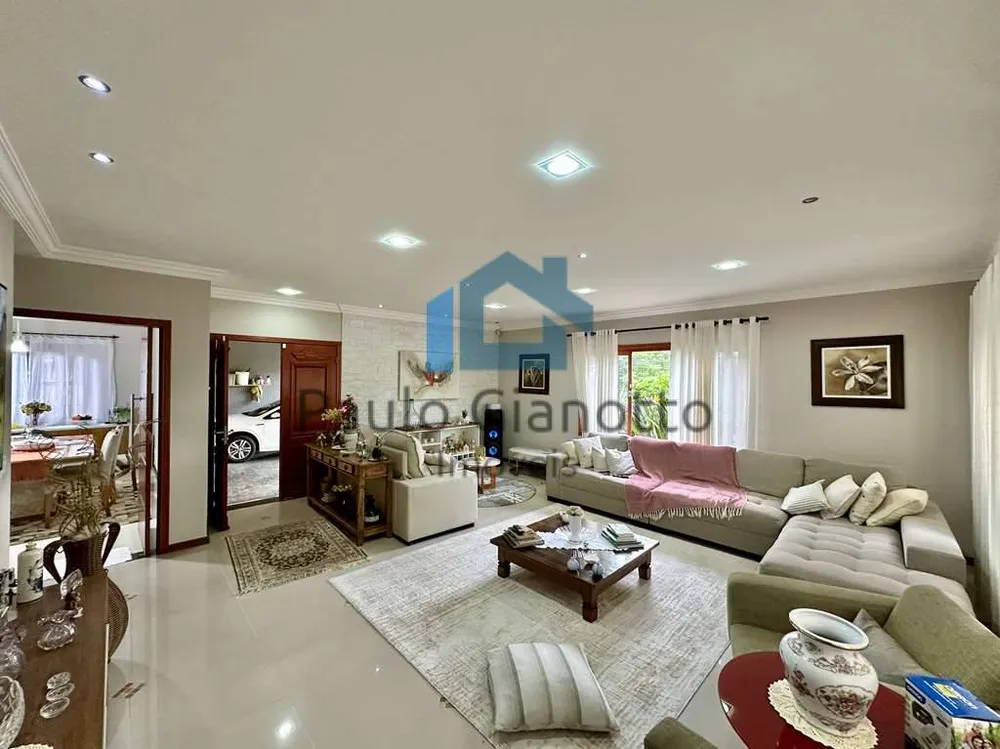 Casa, 3 quartos, 280 m² - Foto 4