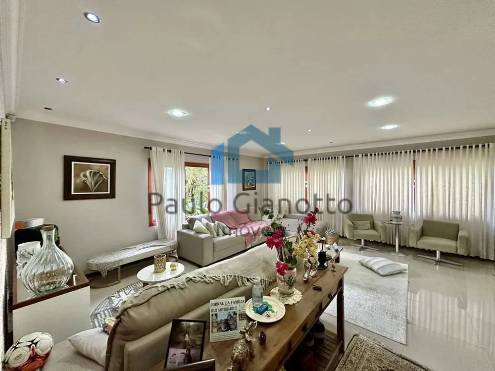 Casa, 3 quartos, 280 m² - Foto 3