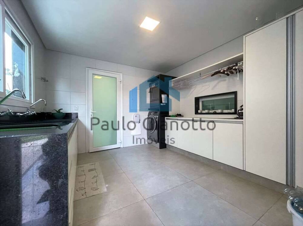 Casa, 4 quartos, 883 m² - Foto 1