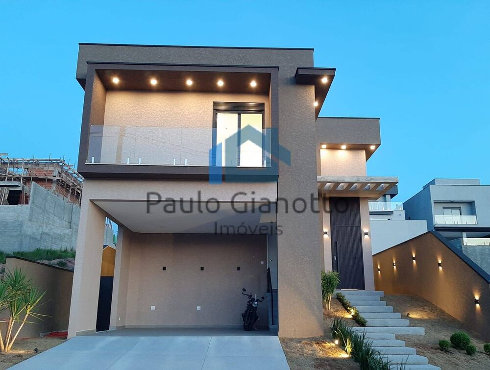 Casa de Condomínio à venda com 4 quartos, 258m² - Foto 2