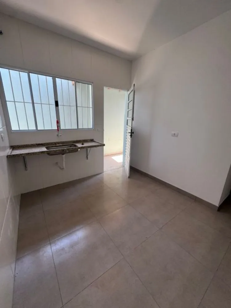 Casa, 2 quartos, 70 m² - Foto 4