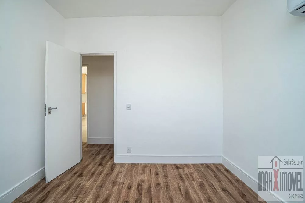 Apartamento à venda com 4 quartos, 130m² - Foto 7