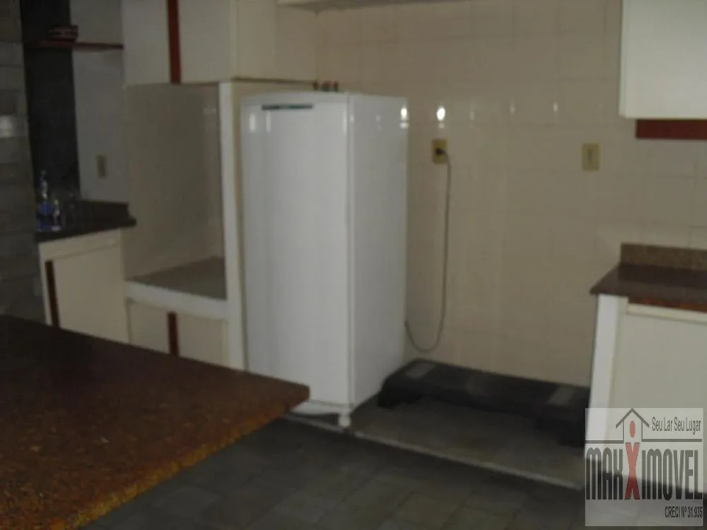 Casa, 5 quartos, 231 m² - Foto 2