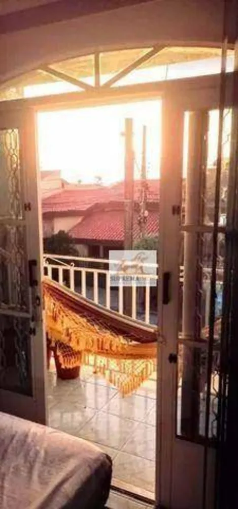 Casa, 3 quartos, 204 m² - Foto 3