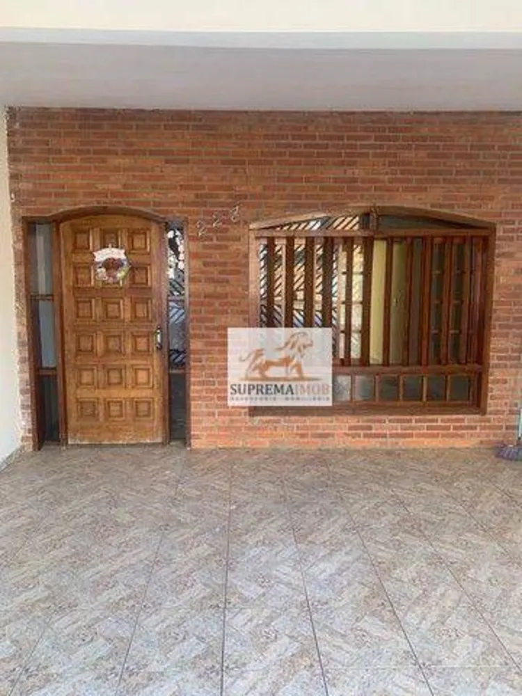 Casa, 3 quartos, 200 m² - Foto 1