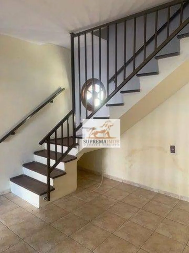 Casa, 3 quartos, 200 m² - Foto 2