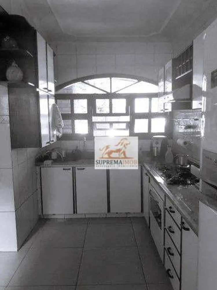 Casa, 3 quartos, 230 m² - Foto 4