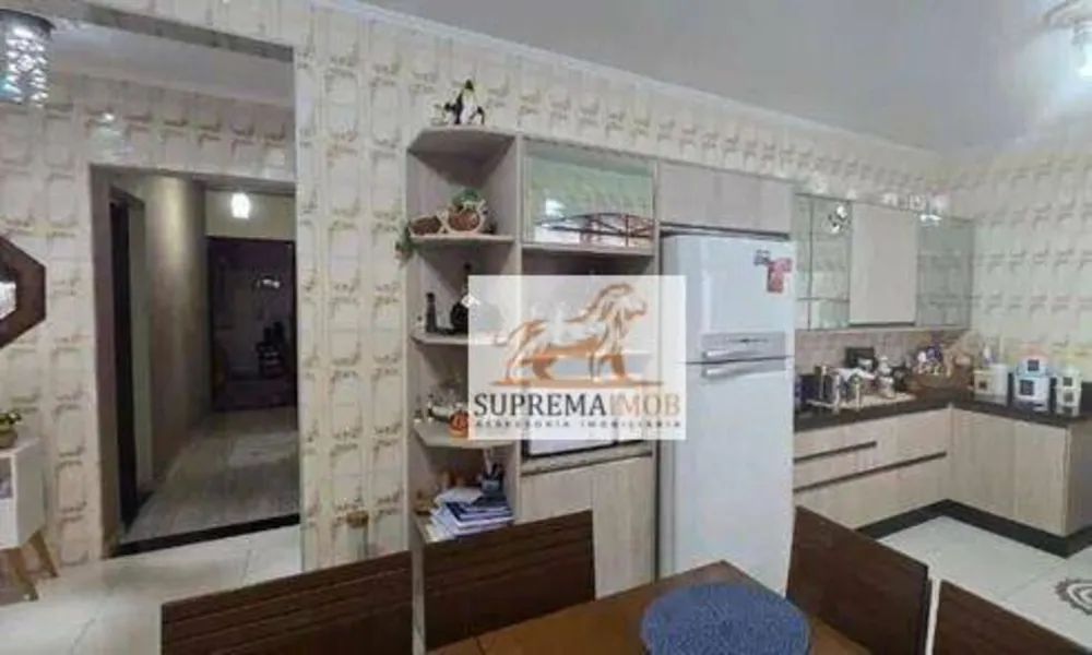Casa, 3 quartos, 244 m² - Foto 4