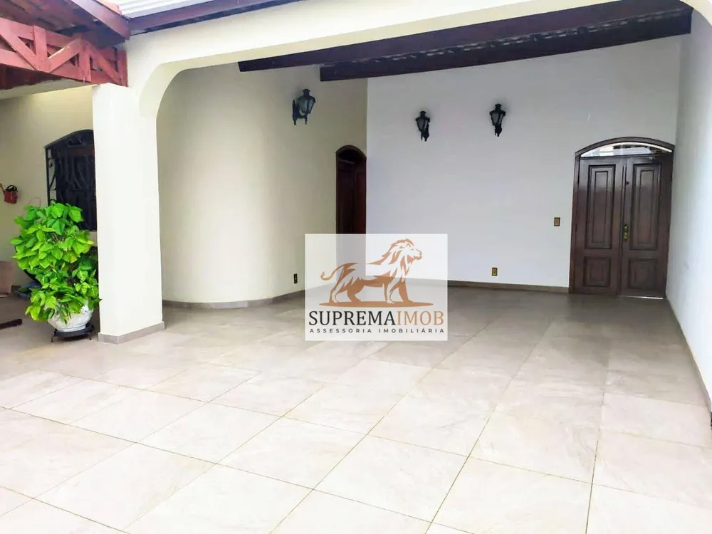 Casa, 3 quartos, 253 m² - Foto 2