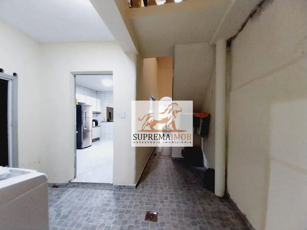 Casa, 4 quartos, 218 m² - Foto 1