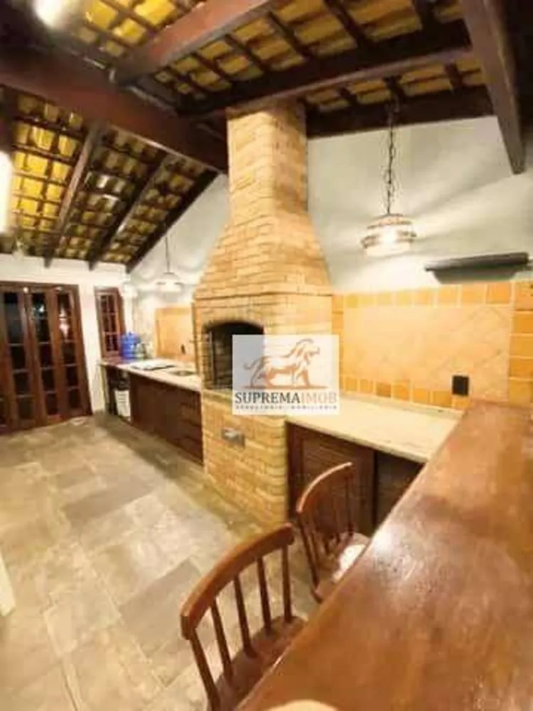 Casa, 3 quartos, 340 m² - Foto 3