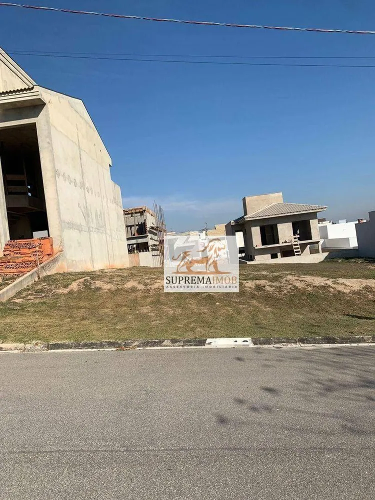 Loteamento e Condomínio, 250 m² - Foto 1