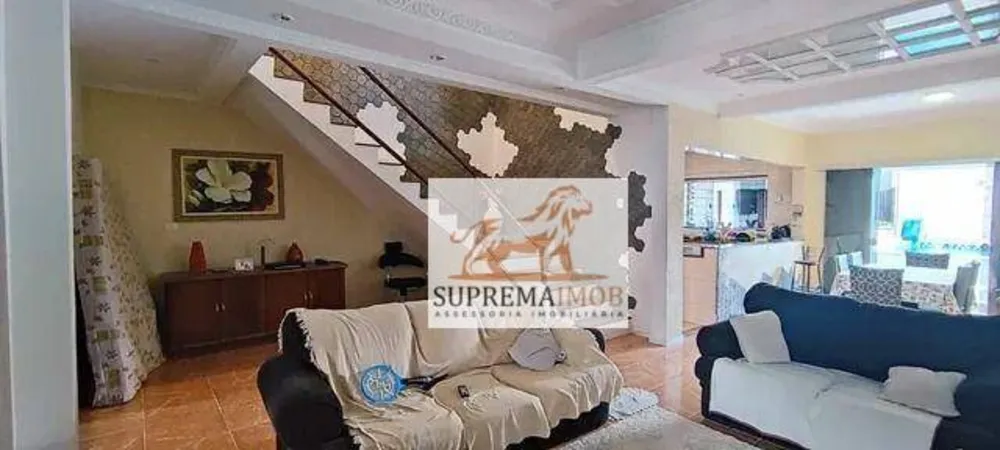 Casa, 4 quartos, 296 m² - Foto 1
