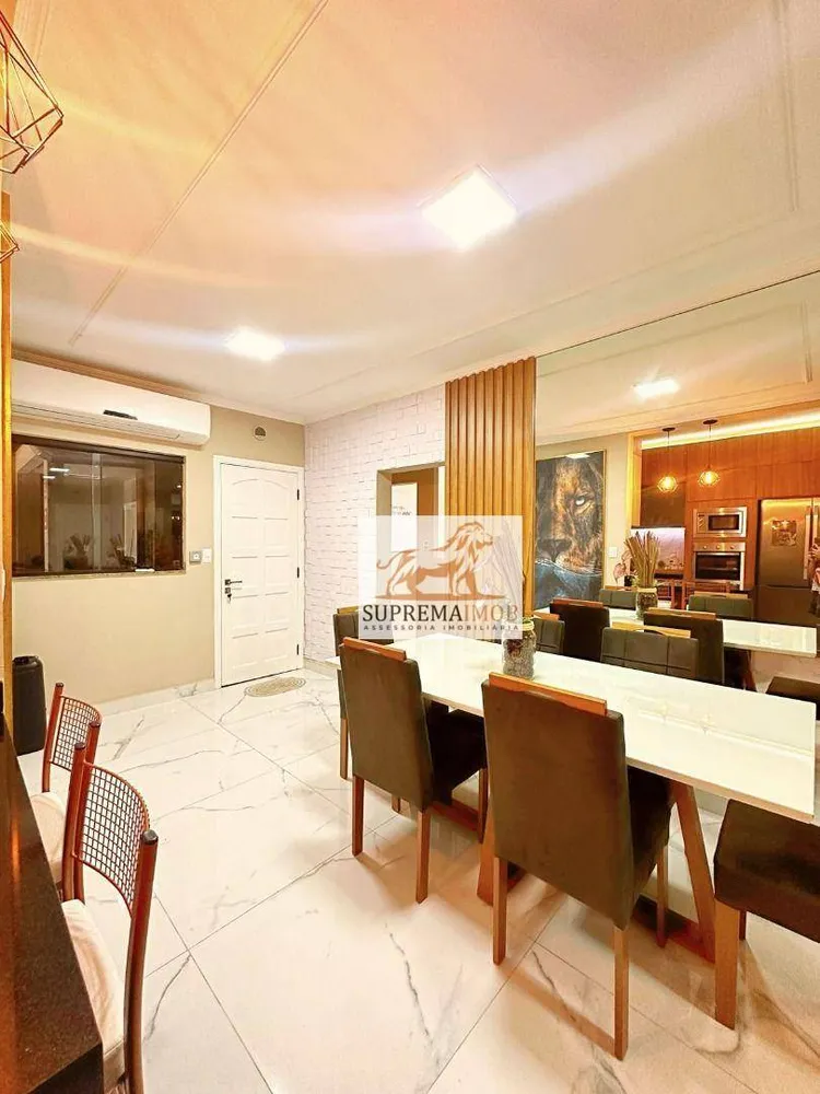 Casa, 4 quartos, 165 m² - Foto 1