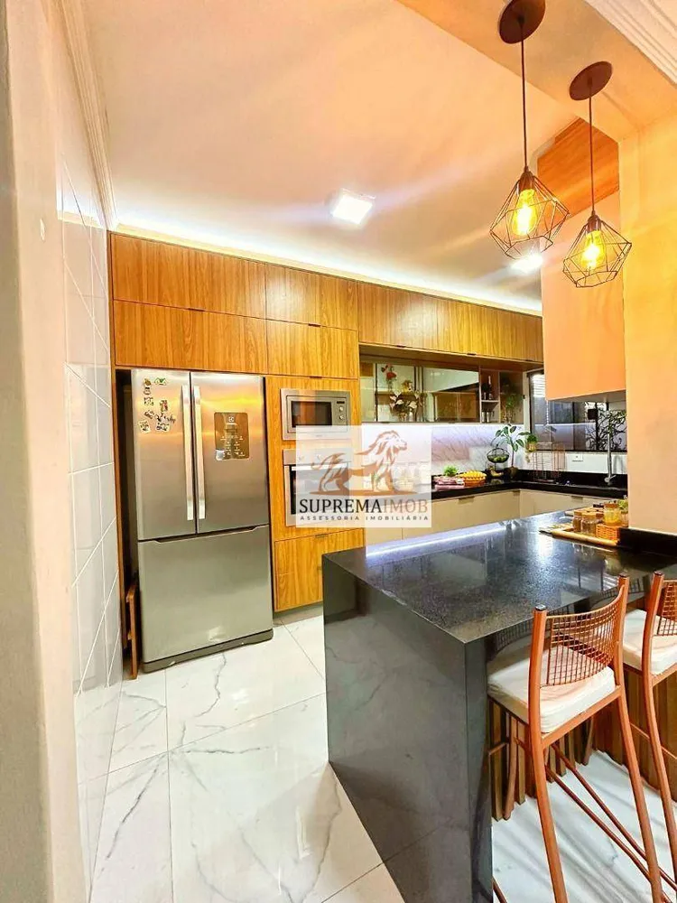 Casa, 4 quartos, 165 m² - Foto 3