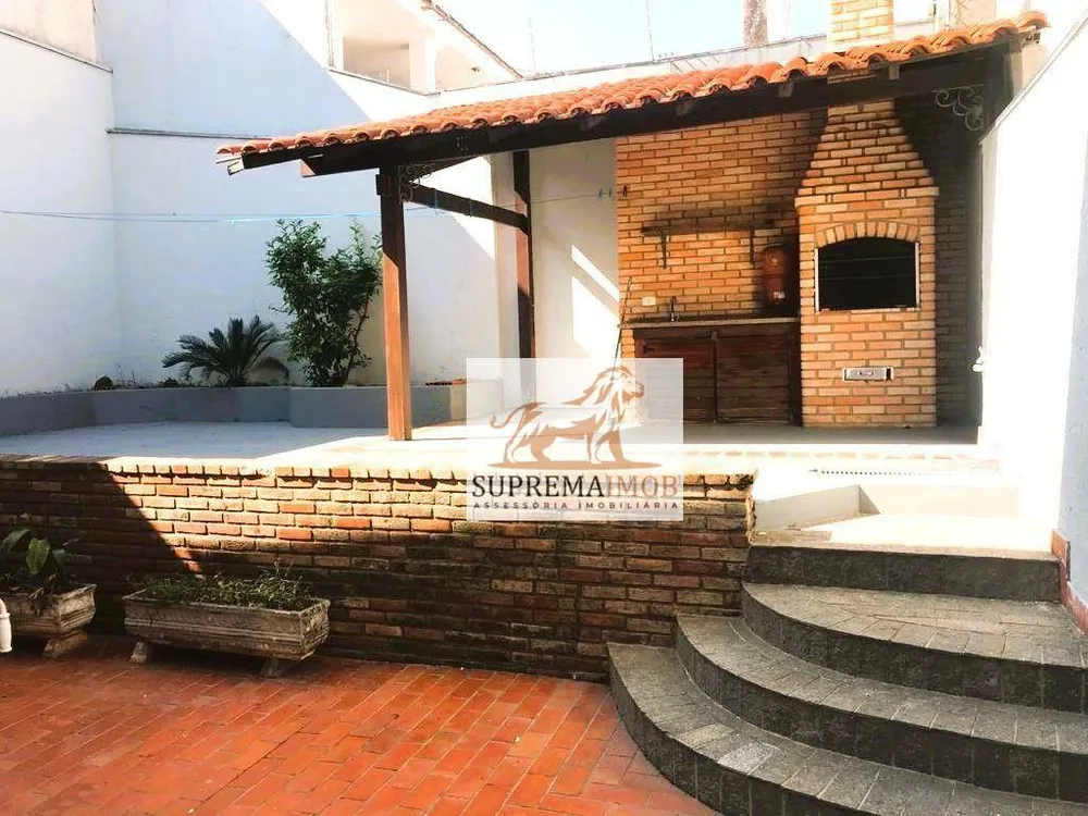 Casa, 4 quartos, 185 m² - Foto 1