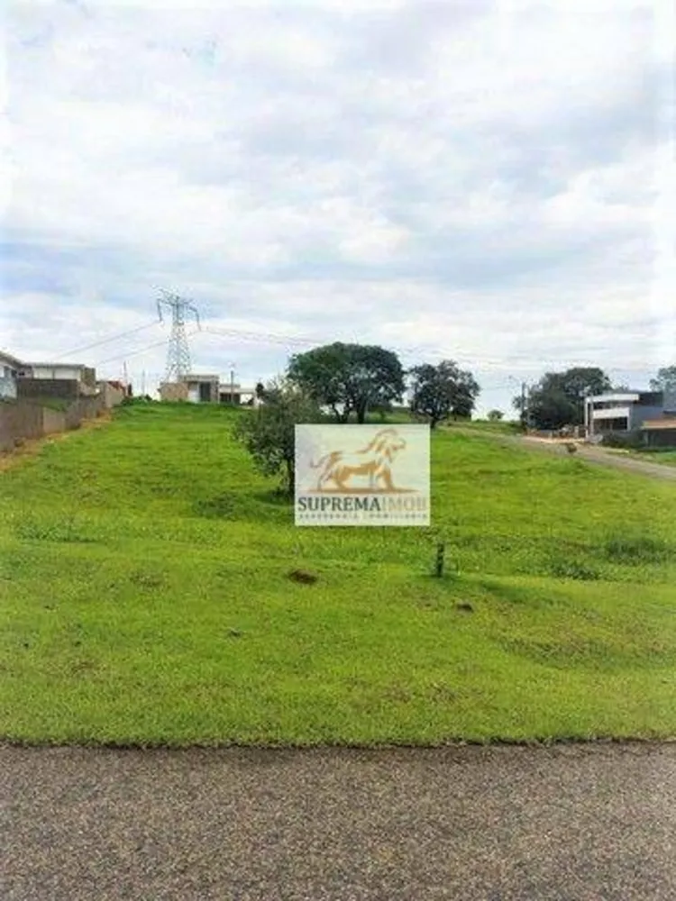 Loteamento e Condomínio, 1000 m² - Foto 1