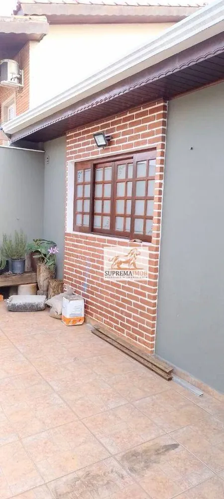 Casa, 3 quartos, 105 m² - Foto 1