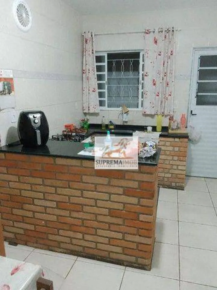 Casa, 3 quartos, 170 m² - Foto 1