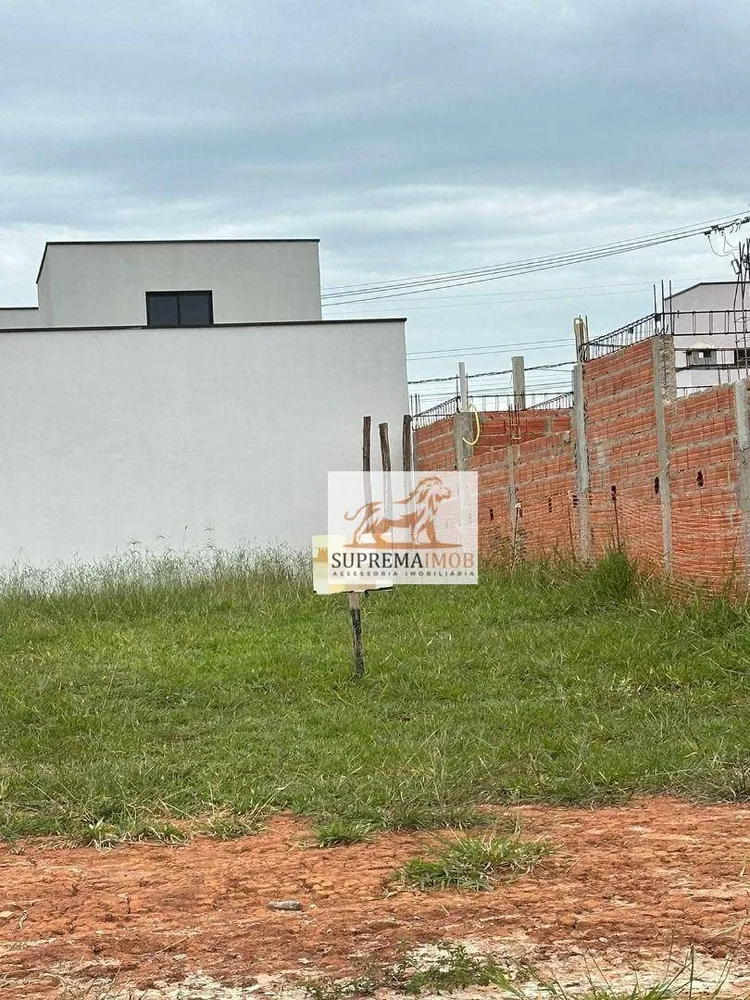 Loteamento e Condomínio, 200 m² - Foto 1