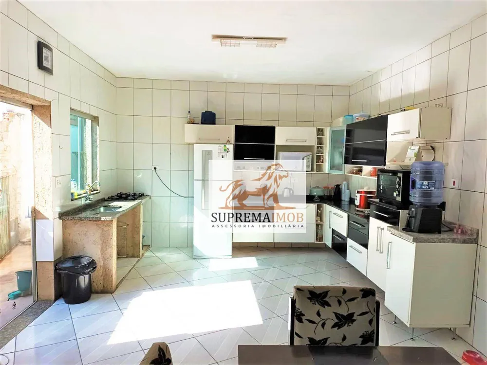 Casa, 3 quartos, 185 m² - Foto 1