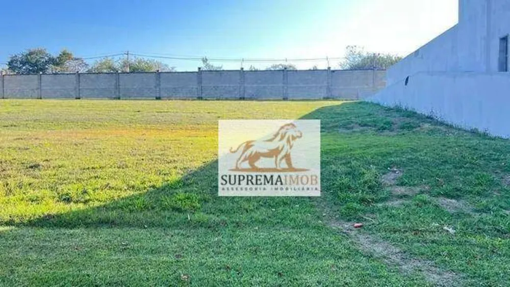 Loteamento e Condomínio, 527 m² - Foto 1