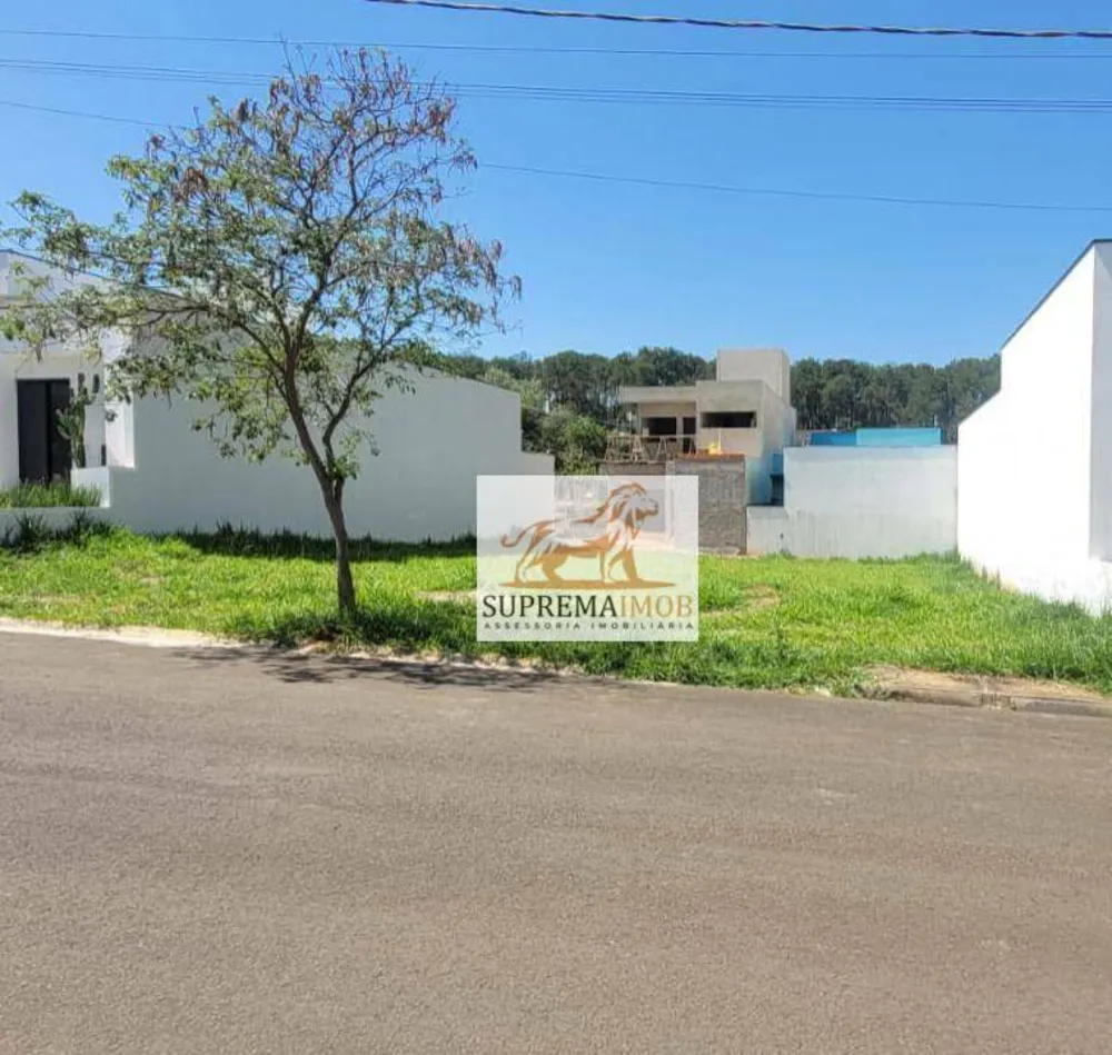 Loteamento e Condomínio, 200 m² - Foto 1