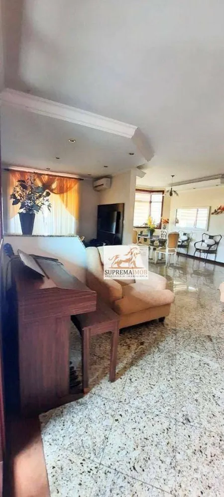 Casa, 3 quartos, 367 m² - Foto 2