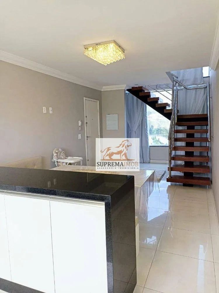 Apartamento, 3 quartos, 180 m² - Foto 1