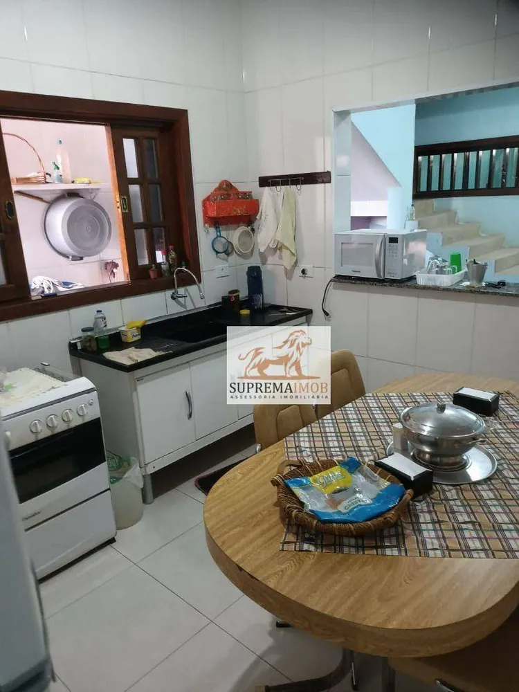 Sobrado, 3 quartos, 180 m² - Foto 3